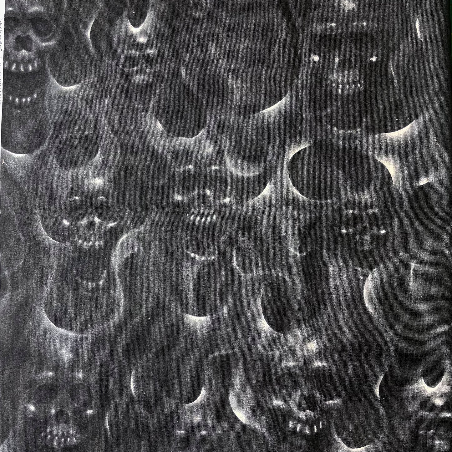 2 Yds "Skulls on Fire" Alexander Henry