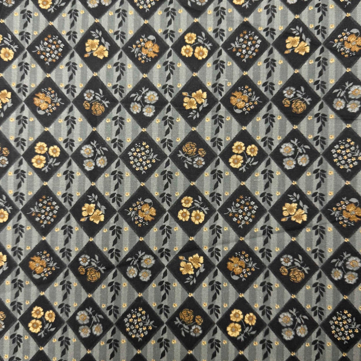 5 3/4 Yds x 44" Grey Floral Heide Beth Designs Cotton Fabric