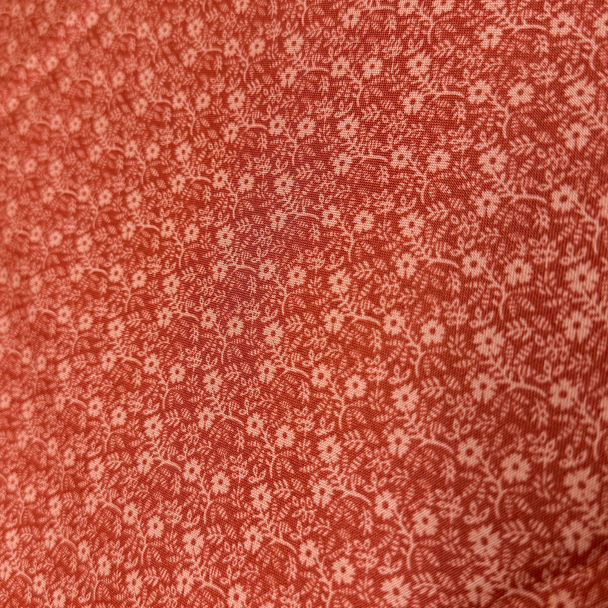 ✂️ 44" Rusty Brick Floral Hometown Americana by Connecting Threads Cotton Fabric
