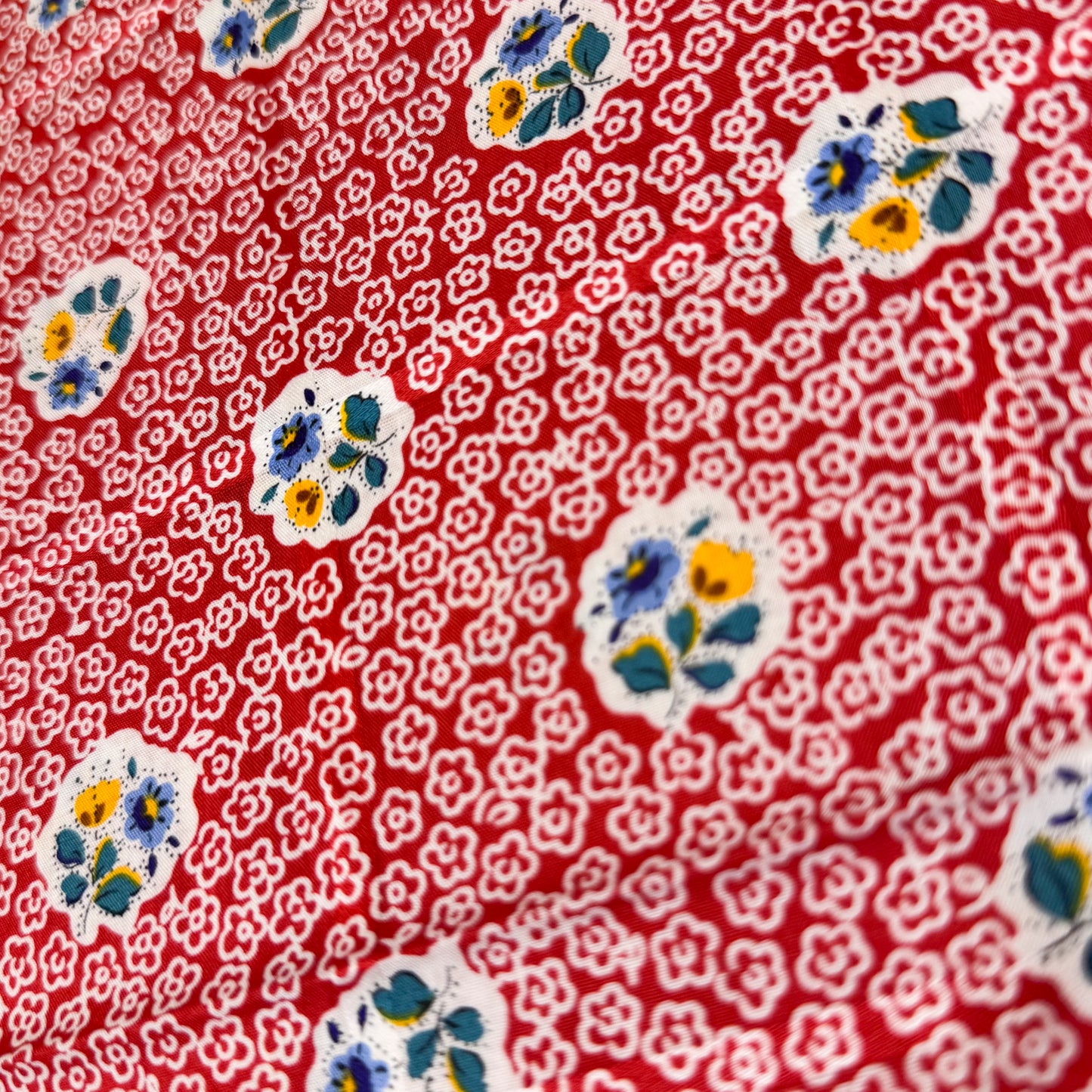 4 Yds x 44" Red and White Floral Swiss Cotton Lawn Fabric